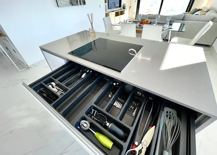 Daire Luxury Sunset Cliffs *